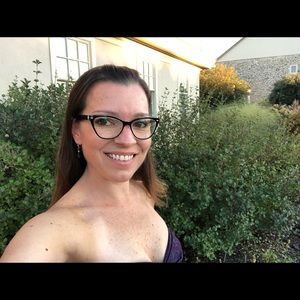 Meet your Posher, Alexandra